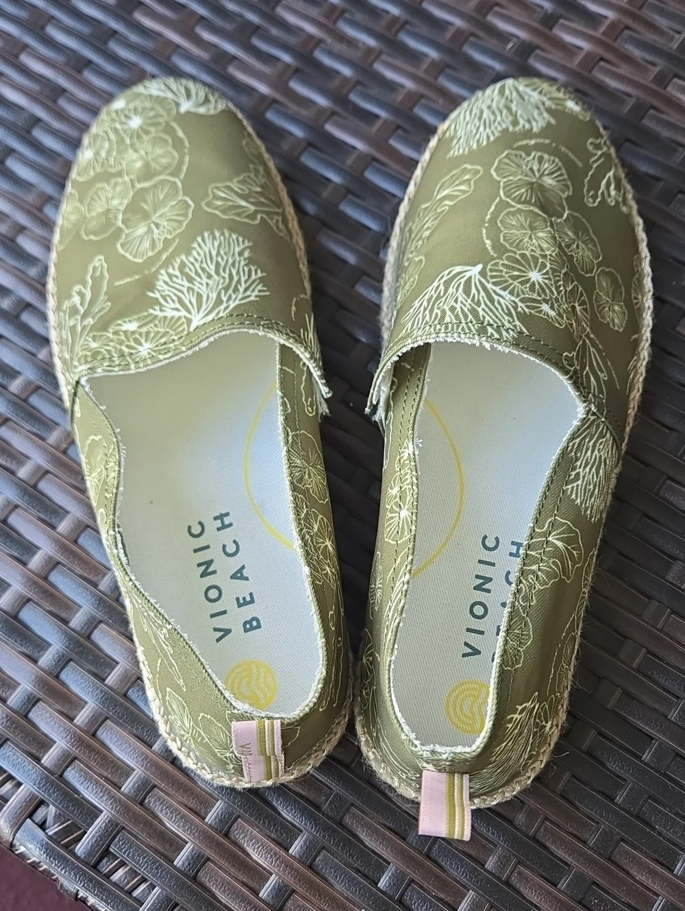 Vionic Beach Women's Laguna Espadrille Shoes Size 8